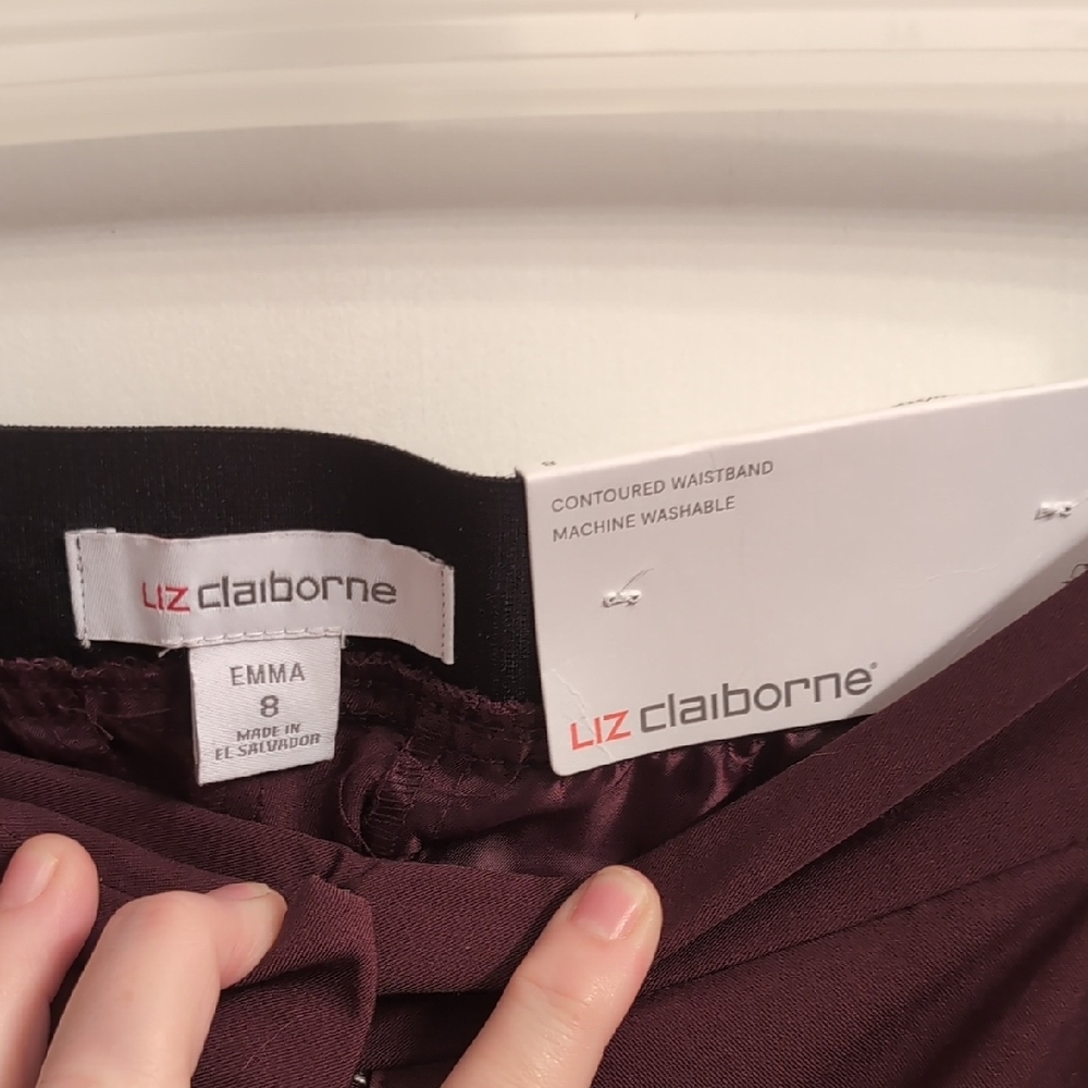 Liz Claiborne Emma Burgundy/Wine Mid Rise Ankle Pants Size 8 New - Picture 2 of 5
